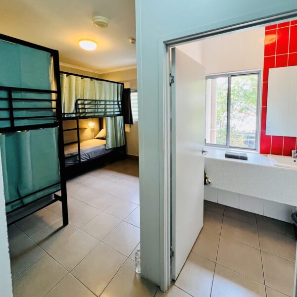 Room 5 Booking.com